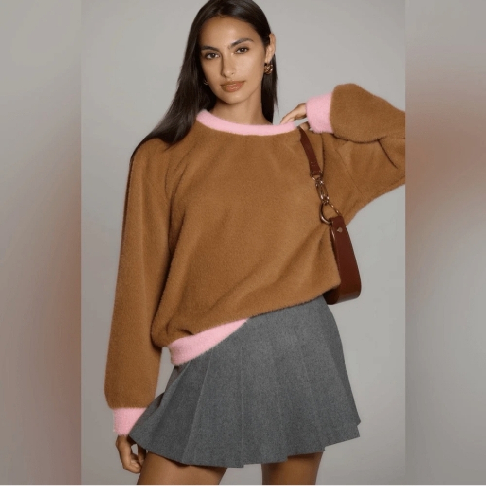 Anthropologie Maeve Cozy Ringer Fuzzy Sweatshirt Honey Brown and Pink